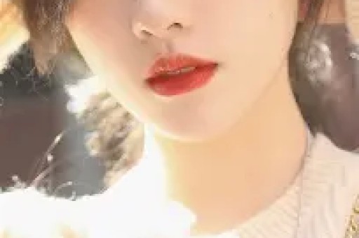 62岁男明星迎娶25岁丹麦美女教练38岁年龄差惊到众多吃瓜网友